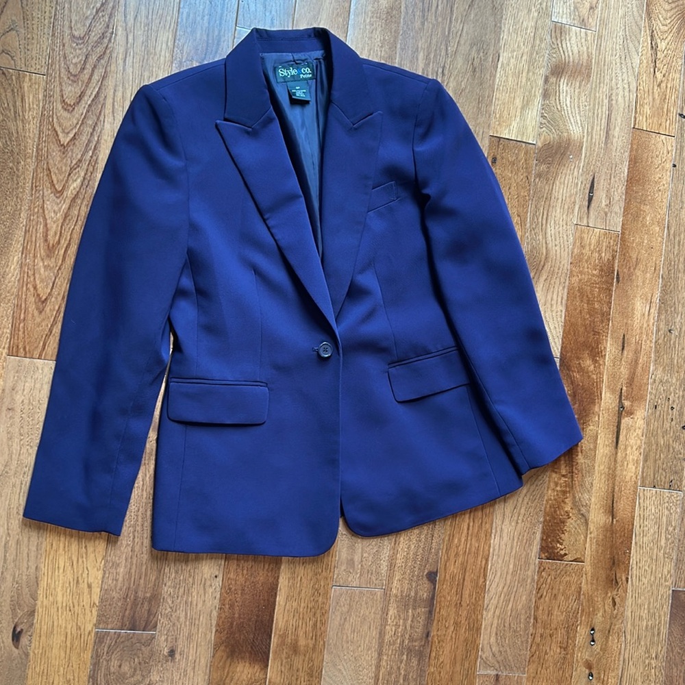 Plum Blazer-Like New